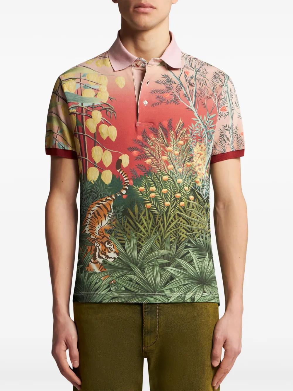 graphic-print ombré polo shirt Product Image