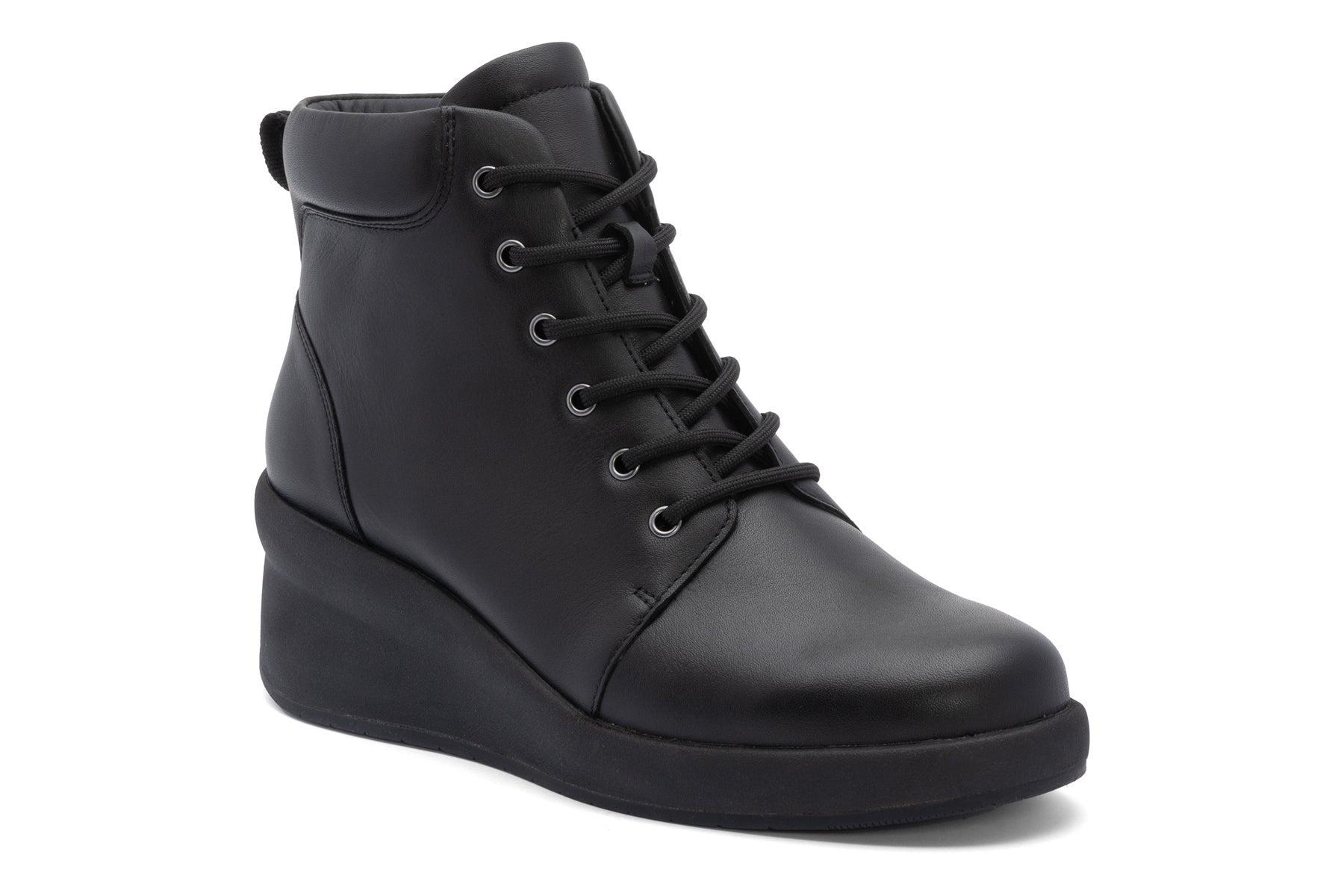 Passage Lace Up Product Image