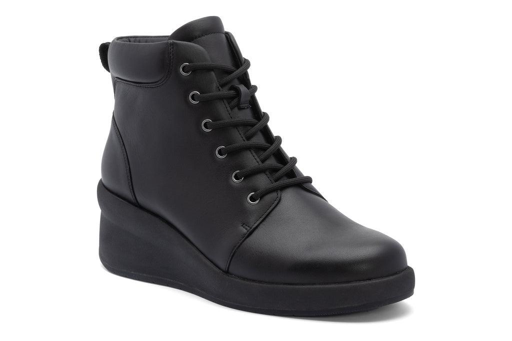 Passage Lace Up Product Image