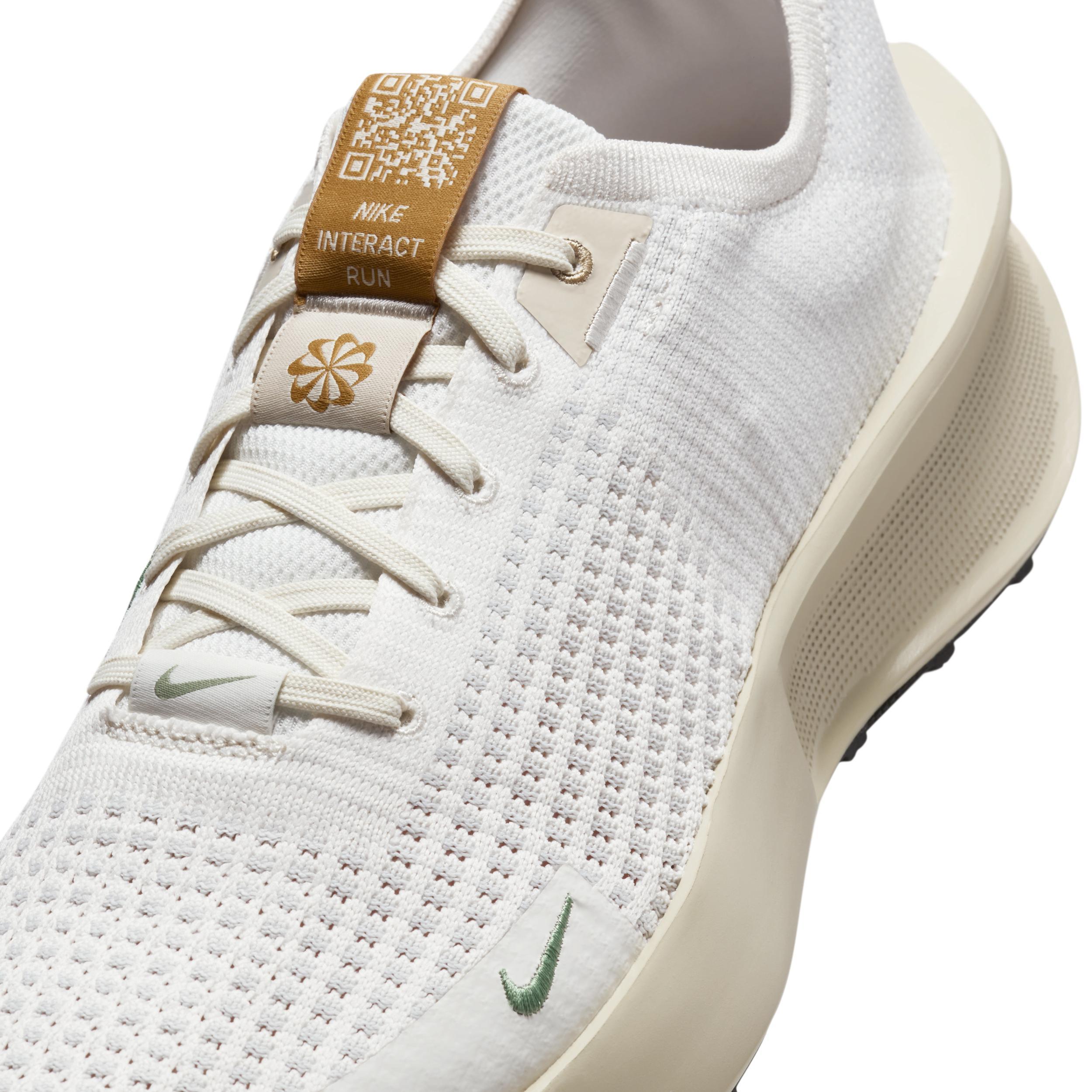 Nike Mens Flyknit Interact Run Running Shoe Product Image