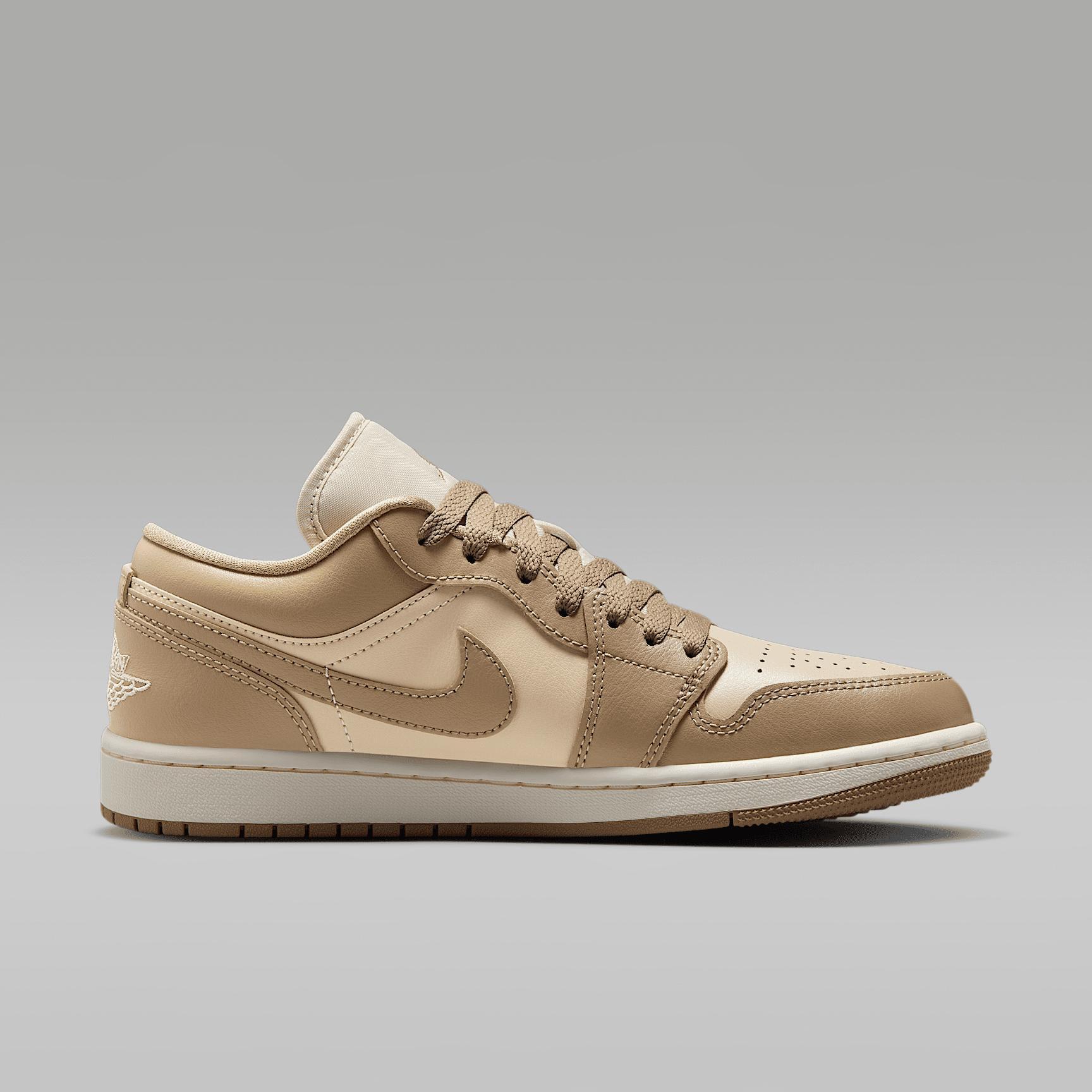 Air Jordan 1 Low Women's Shoes Product Image
