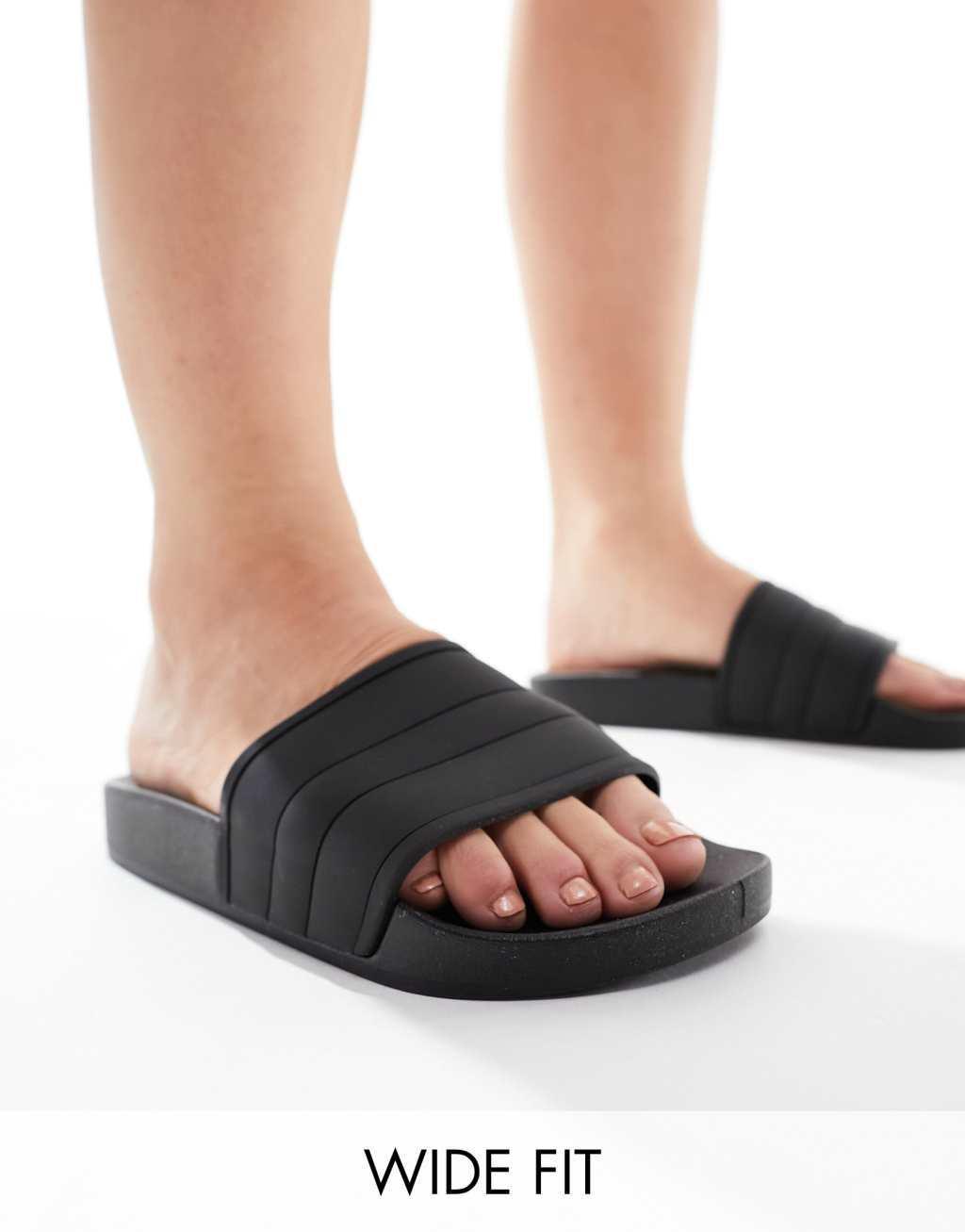 ASOS DESIGN Wide Fit Final pool slides Product Image