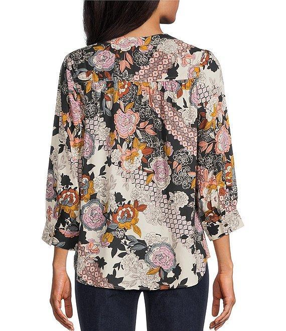 Intro Soft Puckered Patch Floral Print Split Round V-Neck 3/4 Sleeve Button Front Shirt Product Image