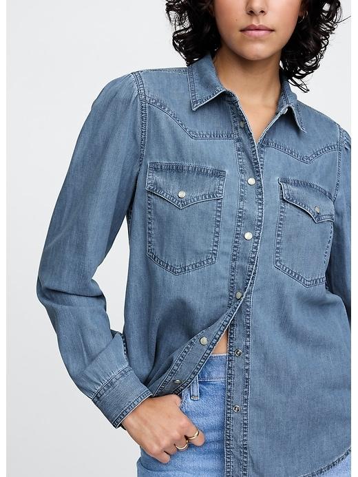 UltraSoft Denim Western Shirt Product Image