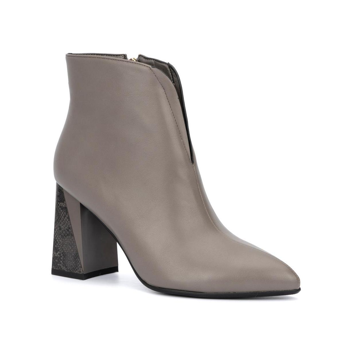 Torgeis Lailah Womens Heeled Ankle Boots Product Image
