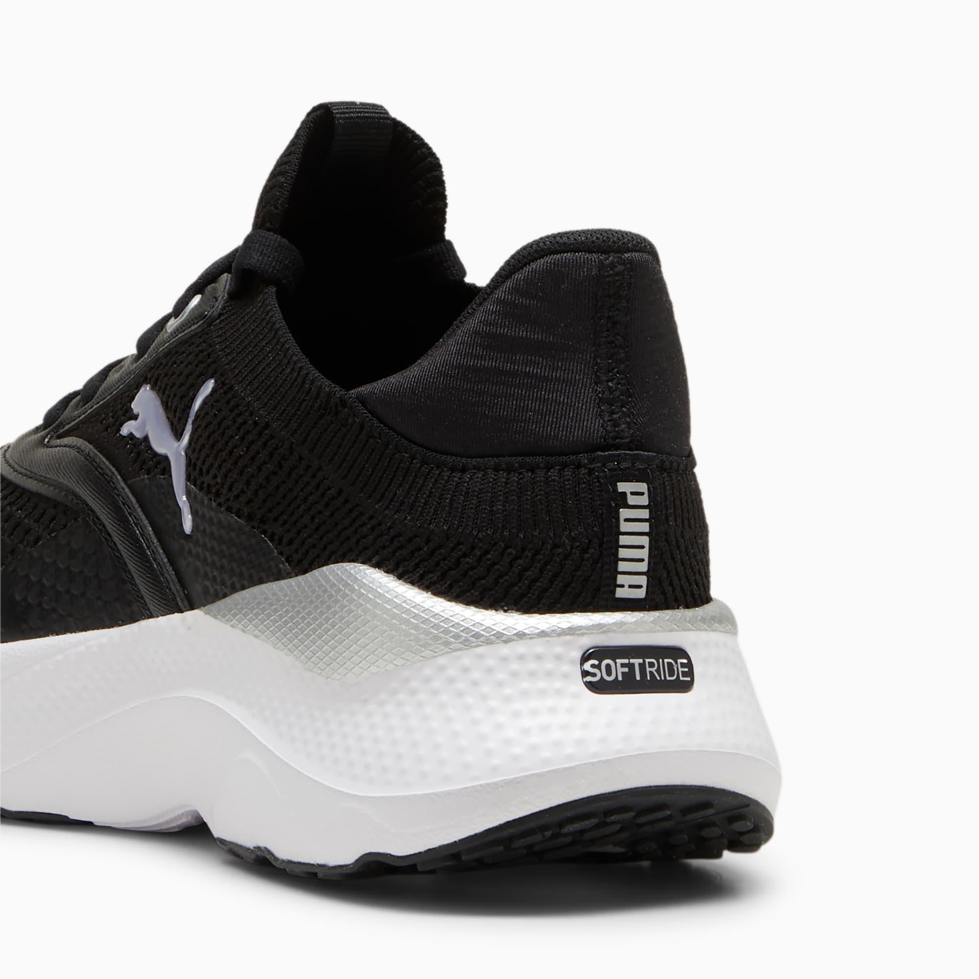 PUMA SOFTRIDE Mayve Running Shoes Women in Black/White Product Image