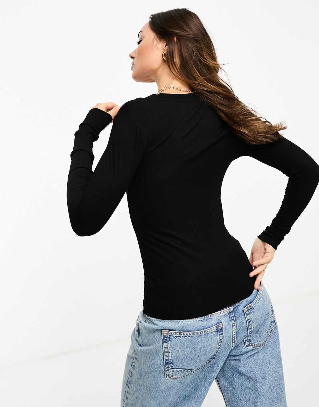 River Island long sleeve fitted v-neck top Product Image