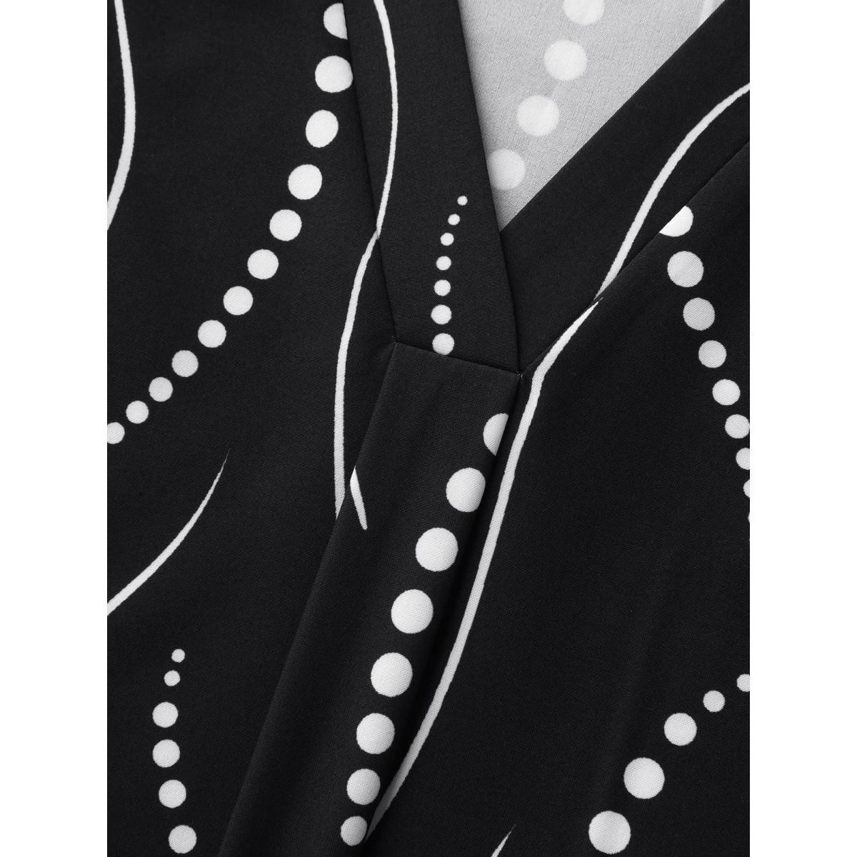 Plus Size Geometric Print Pleated Front Sleeveless Top Women Black Casual Pleated V-neck Everyday Tank Tops Camis BloomChic 14-16/1X Product Image