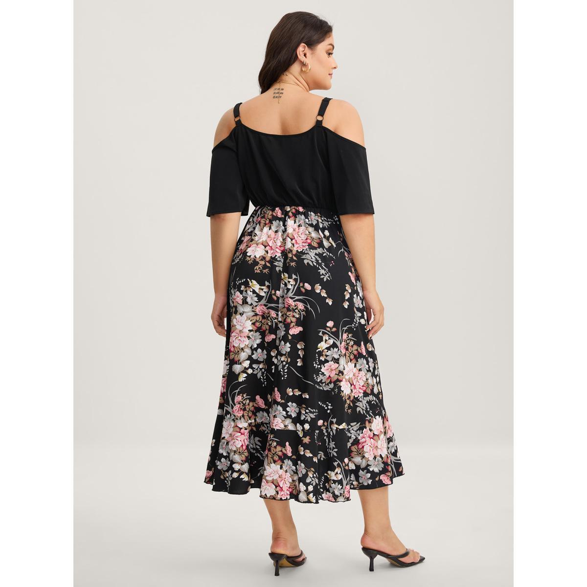 Plus Size Floral Print Overlap Hem Ruffled Midi Dress Black Women One-shoulder neck Short sleeve Curvy BloomChic 28/5X Product Image