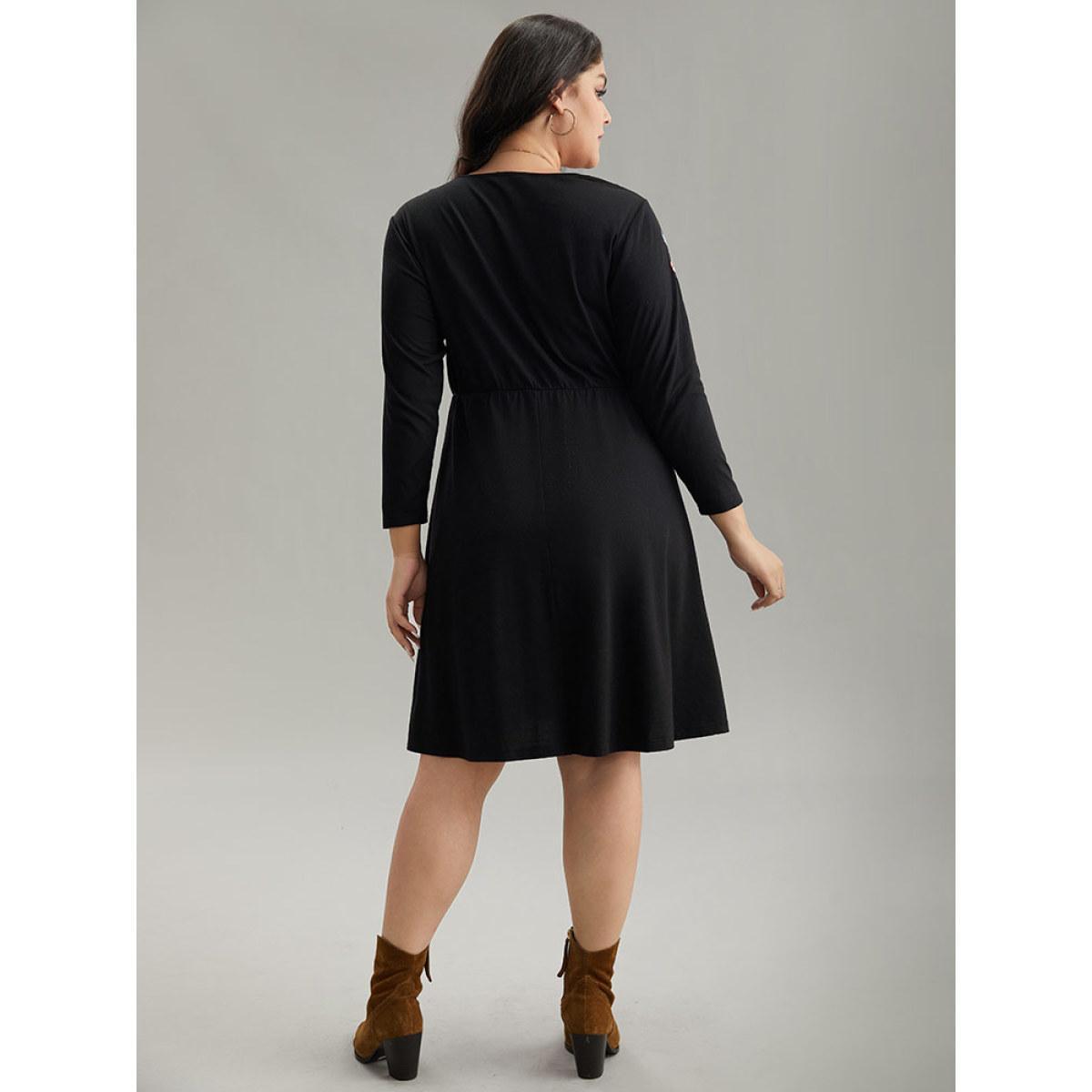 Plus Size Supersoft Essentials Floral Embroidered Pocket Dress Black Women Casual Printed Round Neck Long Sleeve Curvy Knee Dress BloomChic 26/4X Product Image