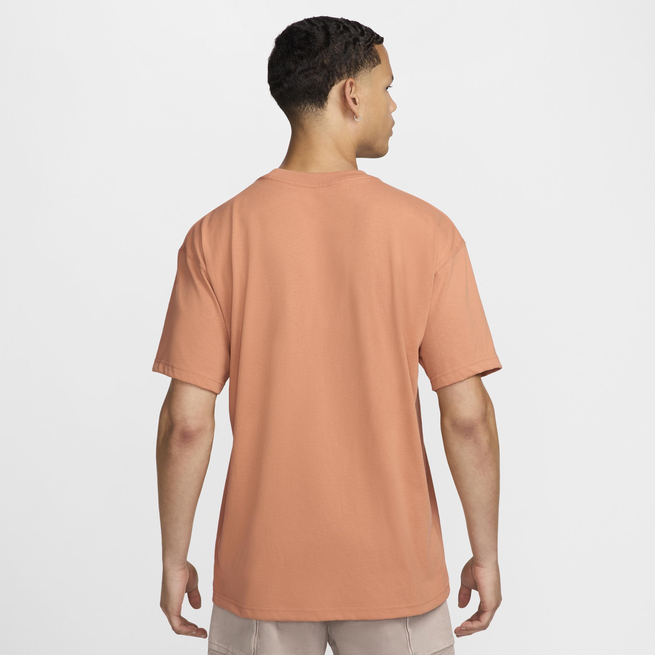 Nike Sportswear Men's Max90 T-Shirt Product Image