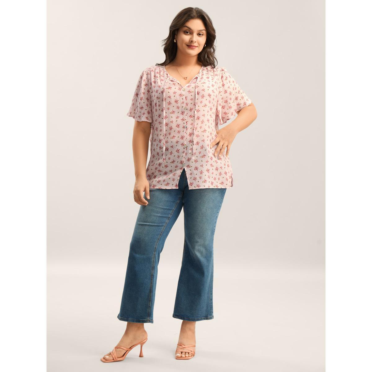 Plus Size Lightpink Blushing Floral Print Button Detail Blouse Women Short sleeve Round Neck Everyday-Elegant Blouses BloomChic 10/M Product Image