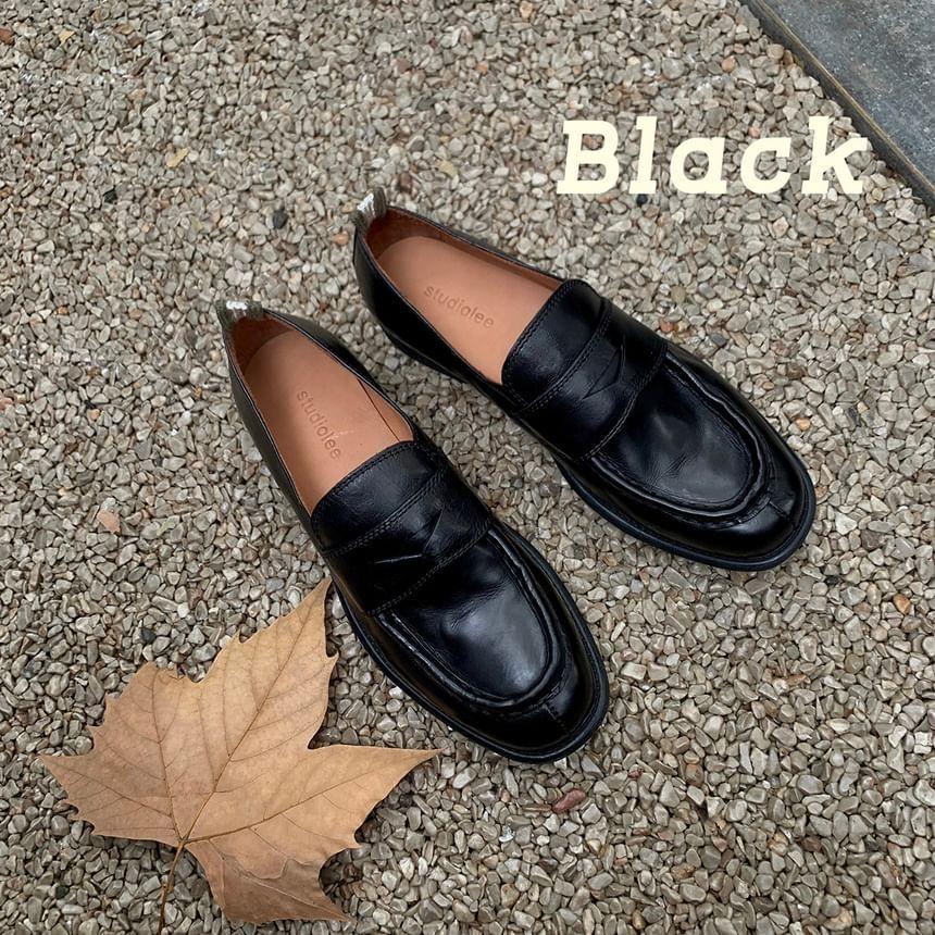 Genuine Leather Plain Loafers Product Image