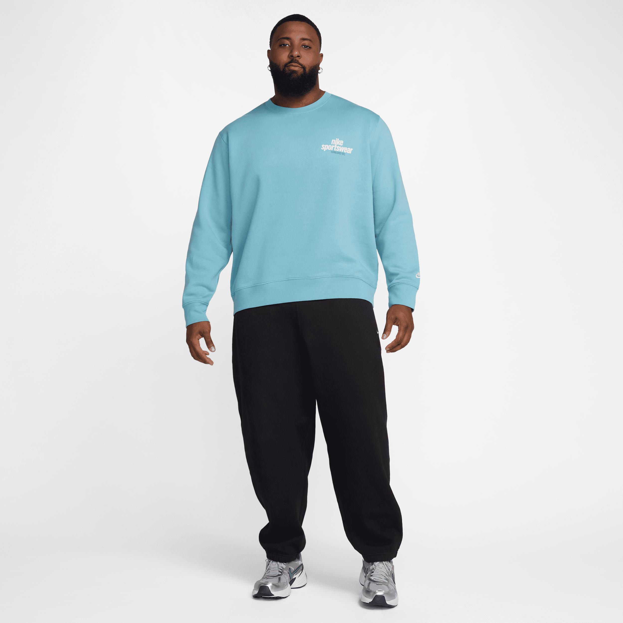 Nike Men's Club Fleece Crew Product Image