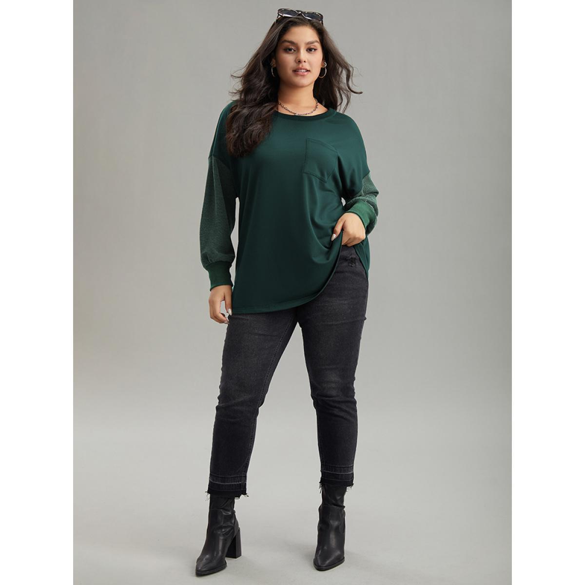 Plus Size Two Tone Patched Pocket Drop Shoulder Sweatshirt Women DarkGreen Casual Elastic cuffs Round Neck Everyday Sweatshirts BloomChic 22-24/3X Product Image