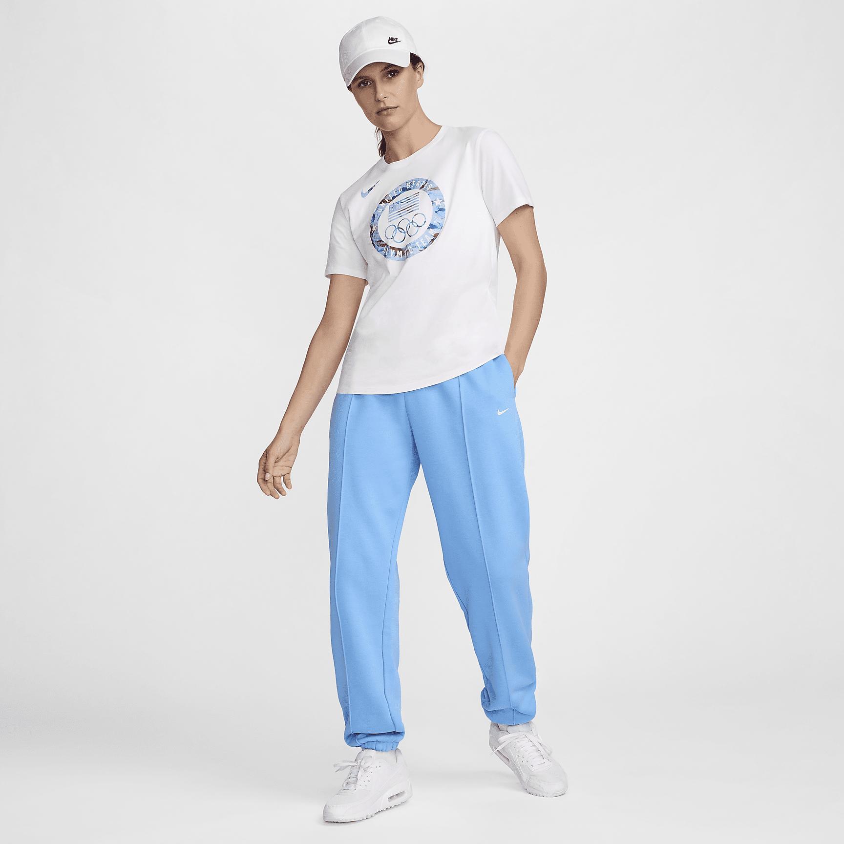 Team USA Essential Nike Women's T-Shirt Product Image
