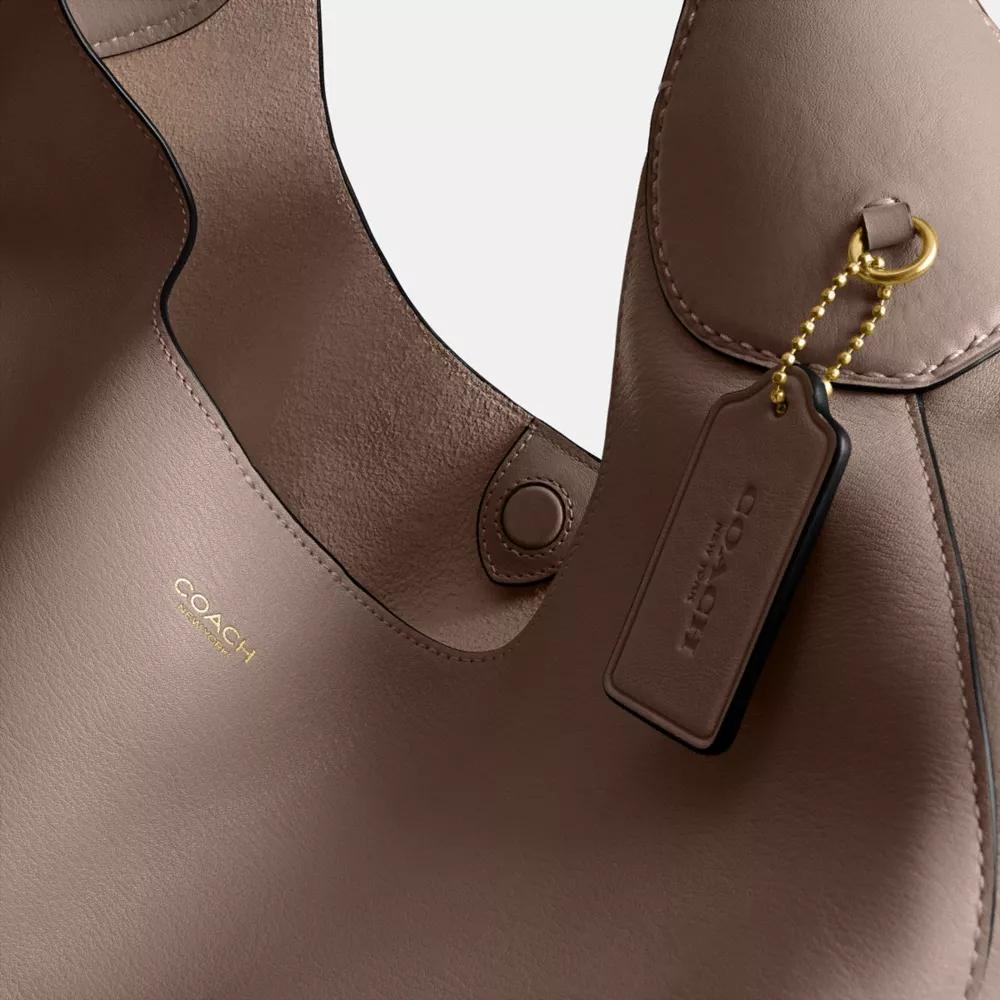 Brooklyn Shoulder Bag 39 Product Image