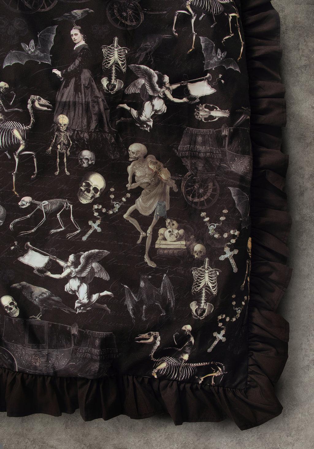 Melancholia Ruffle Bedding Set - US King Product Image