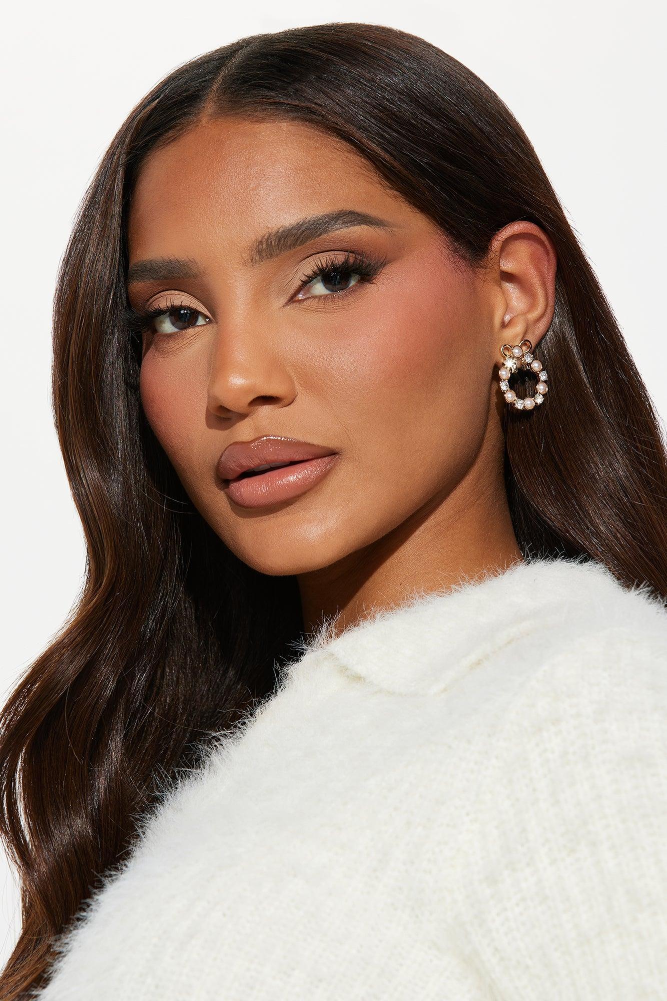 Holiday Wreath Earrings - Gold Product Image