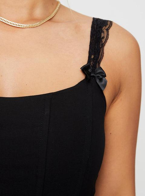 Thaxten Top Black Product Image