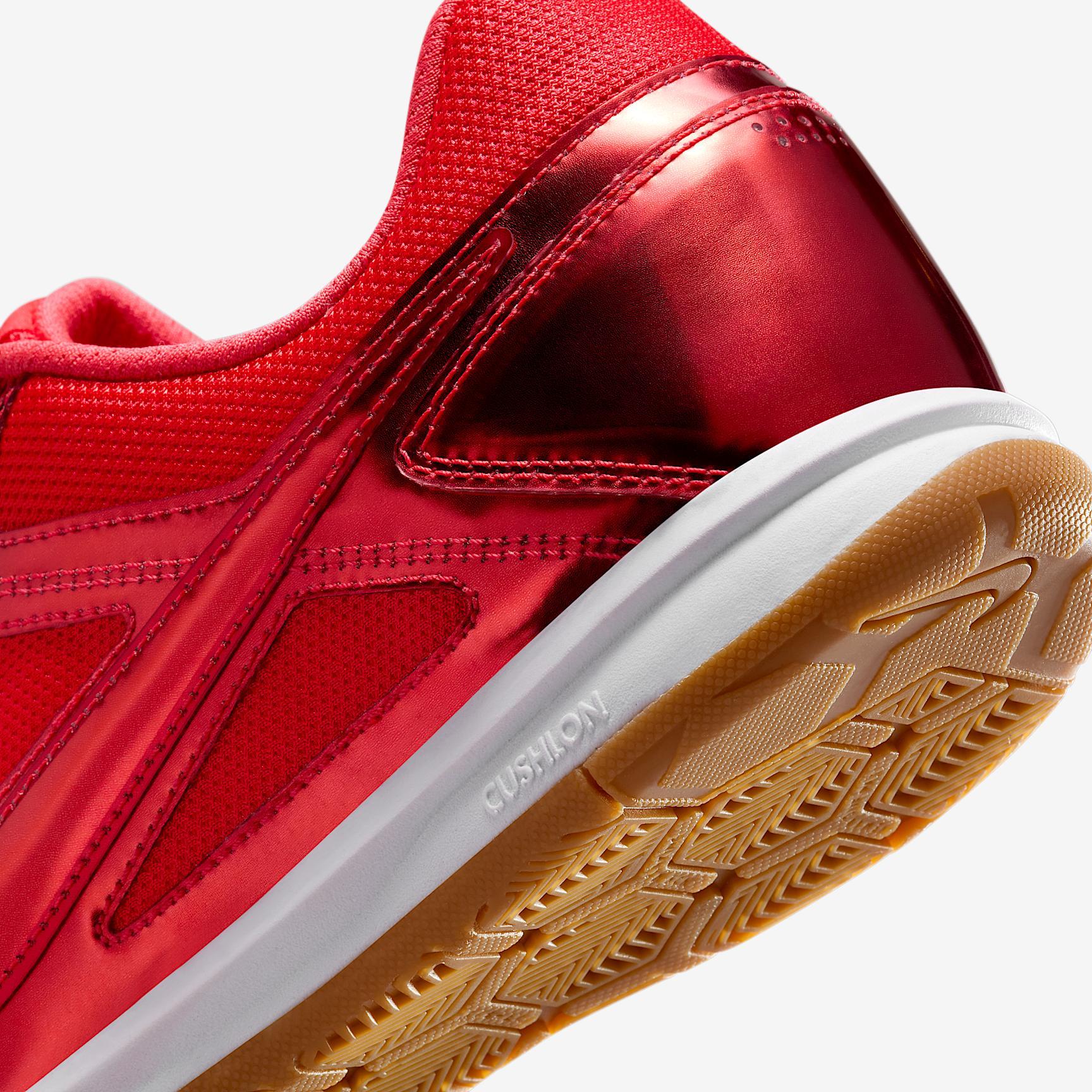 Nike Gato LV8 Men's Shoes Product Image