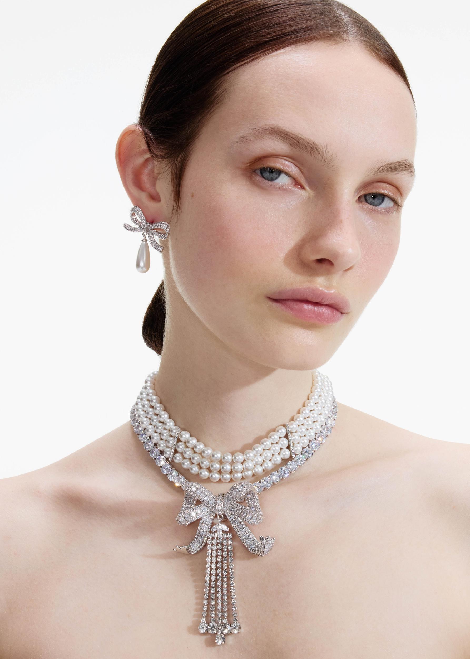 Crystal Bow Droplet Pearl Necklace Product Image