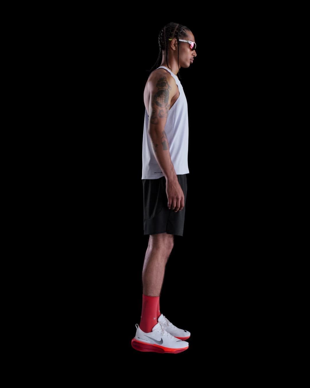 Nike Men's AeroSwift Dri-FIT ADV Running Singlet Product Image