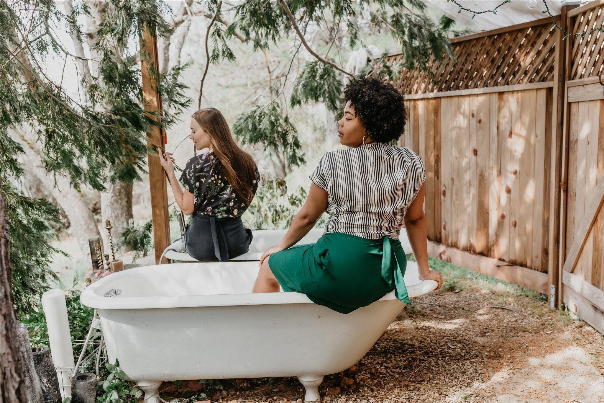Tie Skirt in Emerald Challis Product Image
