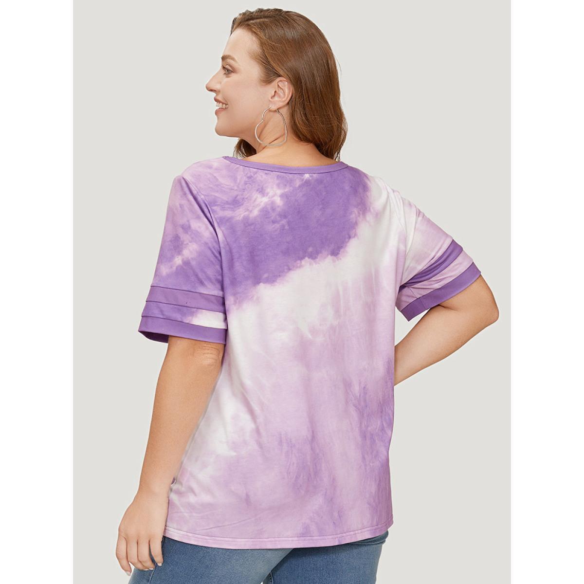 Plus Size Tie Dye V Neck Contrast Trim T-shirt Lilac Women Casual Contrast Tie Dye V-neck Dailywear T-shirts BloomChic 28/5X Product Image