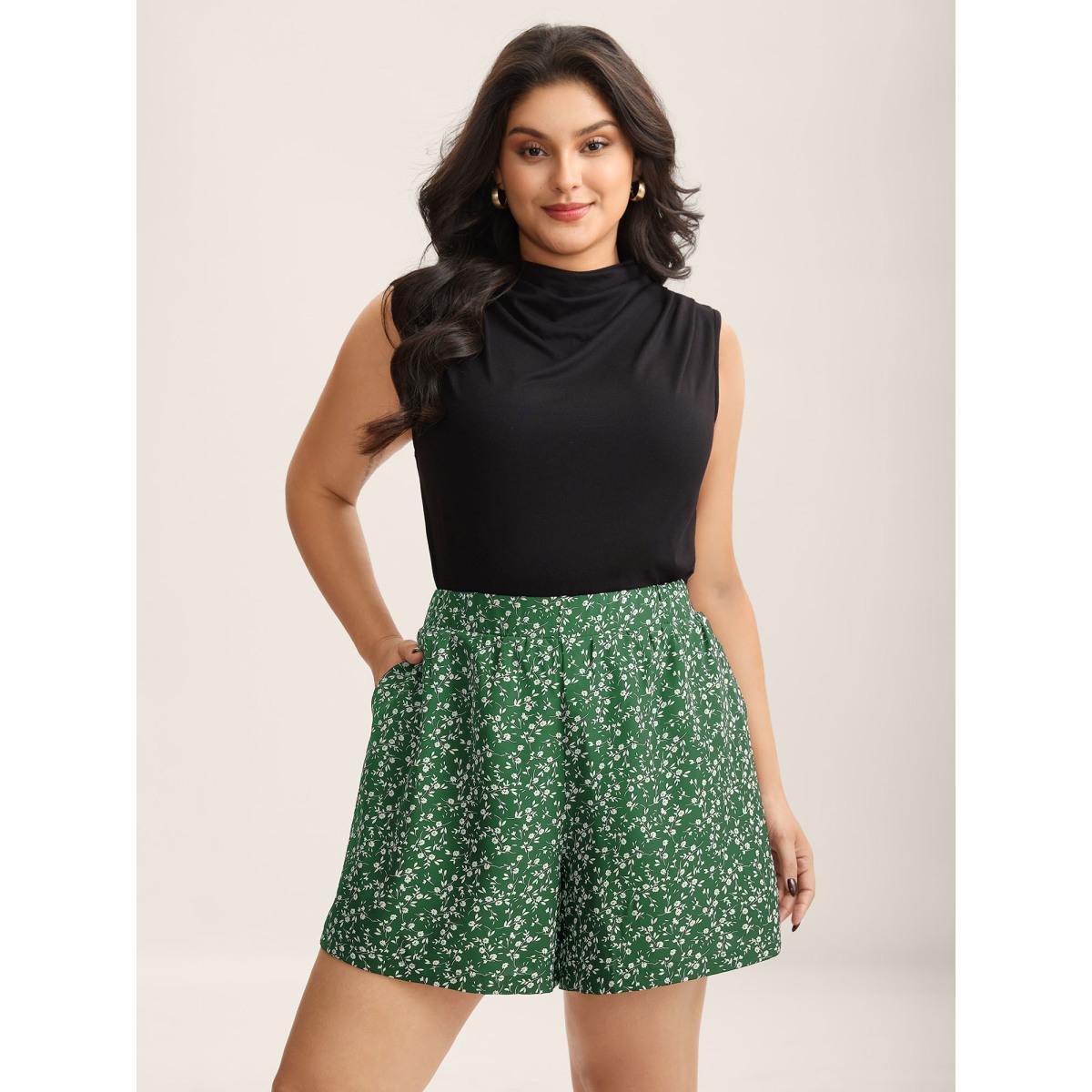 Plus Size Floral Print Wide-Leg Shorts Women LightBlue Elegant Wide Leg Everyday-Elegant Shorts BloomChic 18-20/2X Product Image