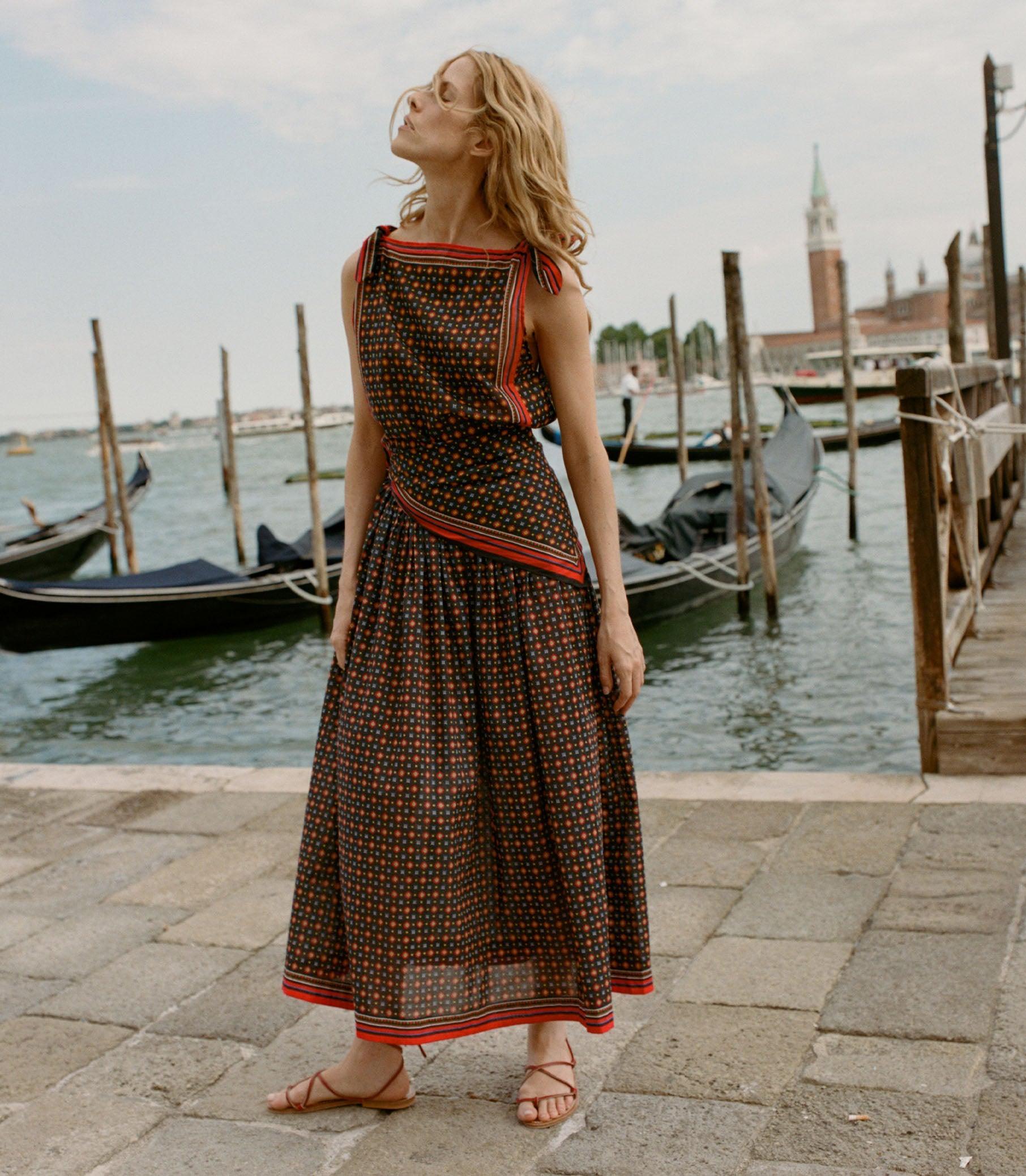 MARICETTE SKIRT -- NOIR MONTMARTRE FOULARD Product Image