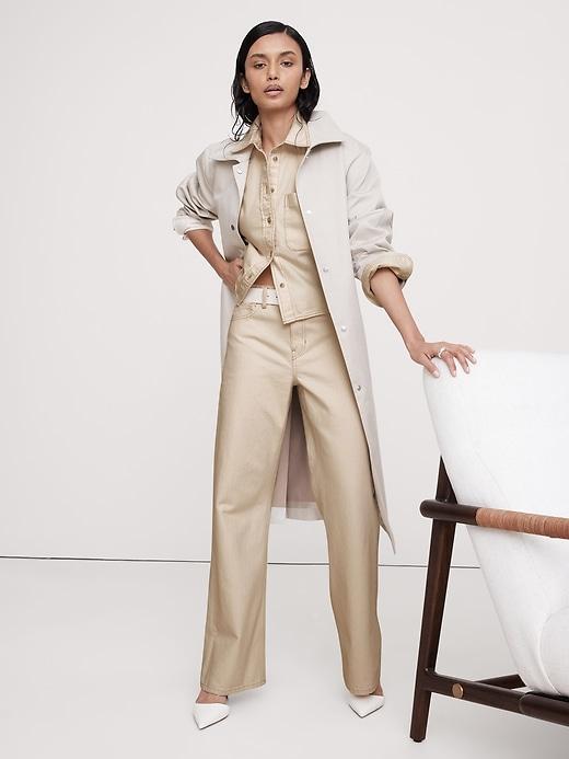 The Boxy Crop Shirt Product Image