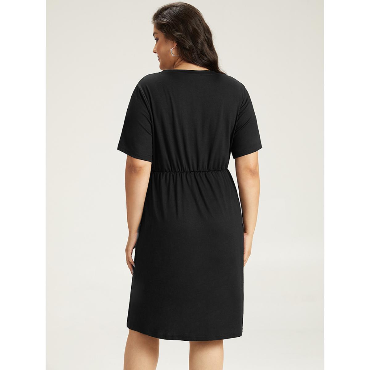 Plus Size Halloween Skull Print Pocket Elastic Waist Dress Black Women Casual Gathered Curvy Midi Dress BloomChic 30/6X Product Image