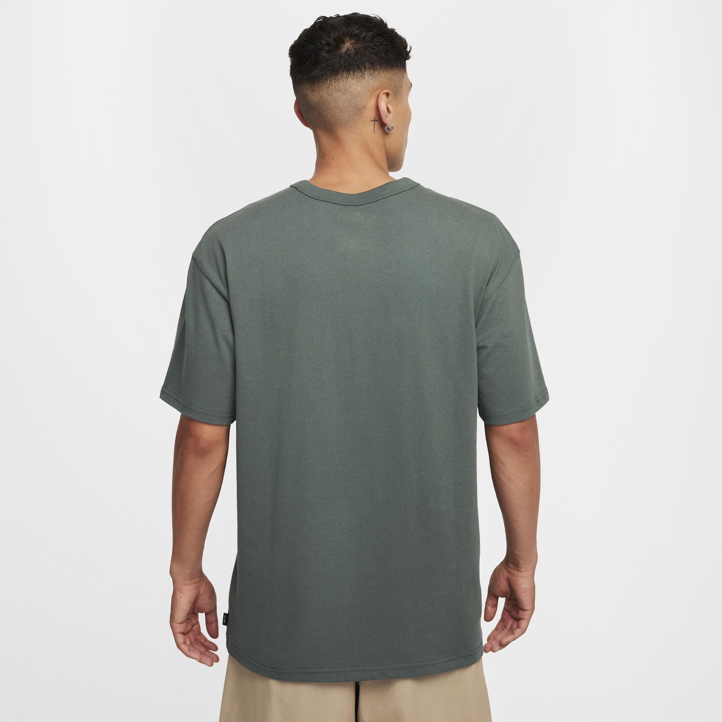 Men's Nike Sportswear Premium Essentials Pocket T-Shirt Product Image