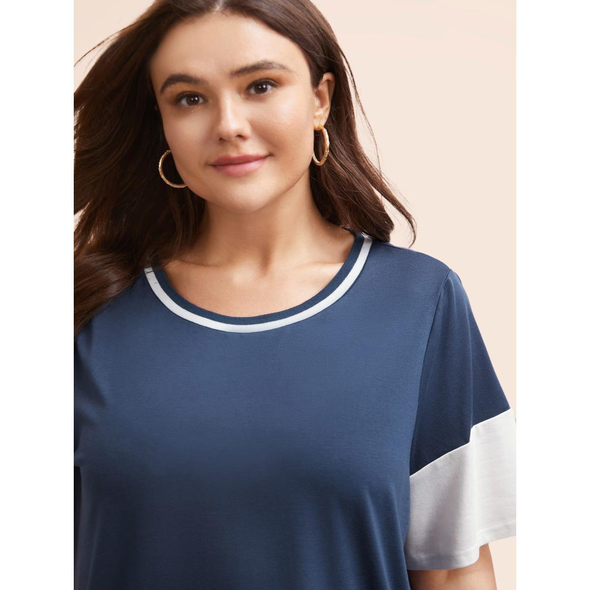 Plus Size Round Neck Contrast Patchwork T-shirt Indigo Women Casual Contrast Round Neck Everyday T-shirts BloomChic 10/M Product Image