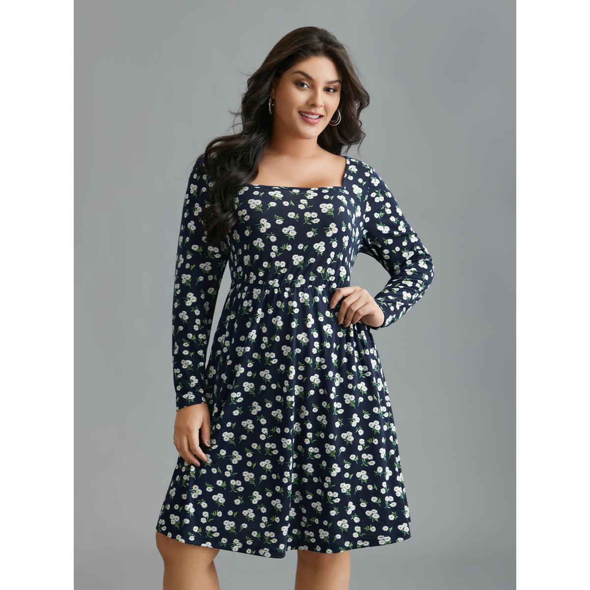 Plus Size Ditsy Floral Square Neck Pocket Dress Indigo Women Casual Non Knit Dresses Bloomchic 30/6X Product Image