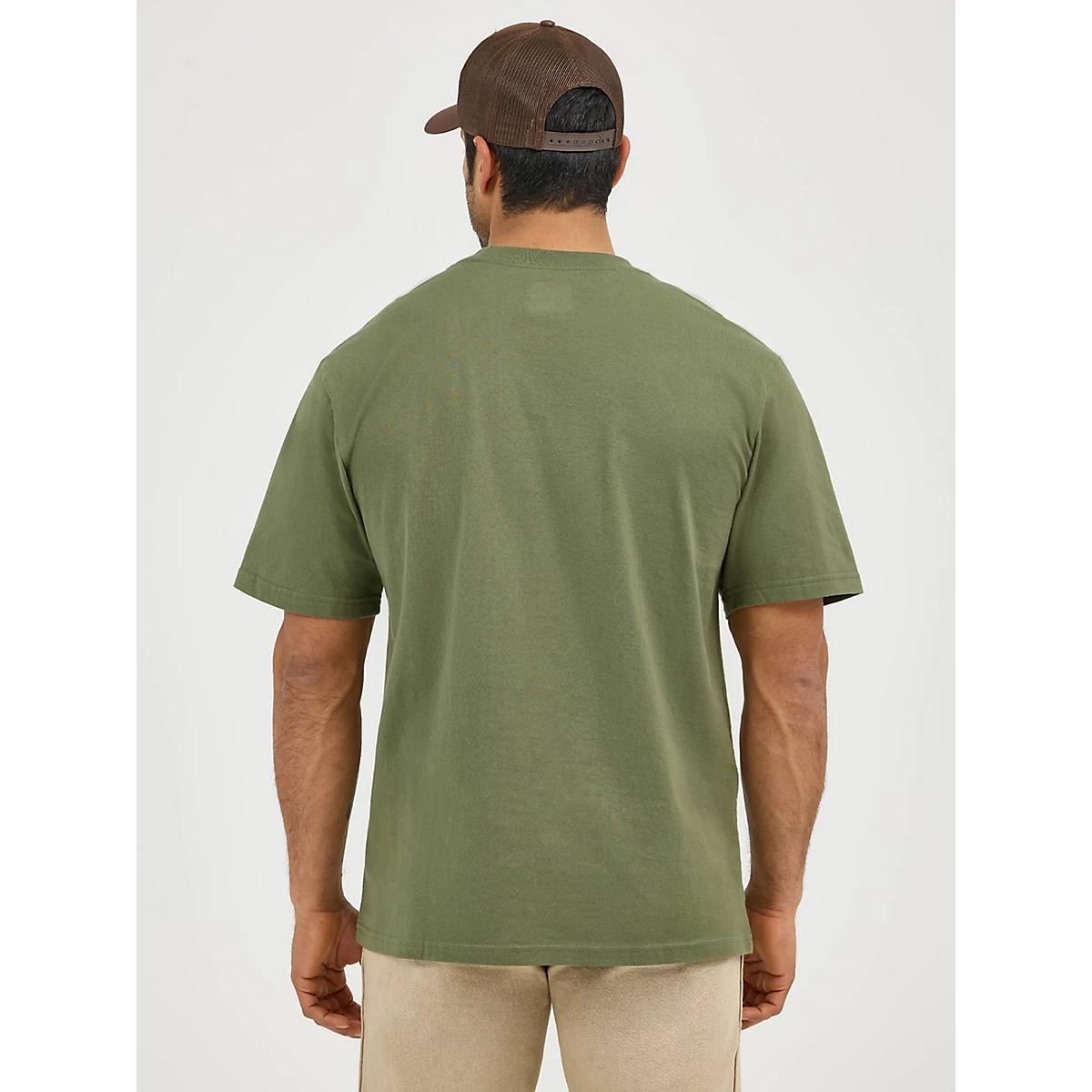 Men's Workwear Pocket T-Shirt in Moss Product Image