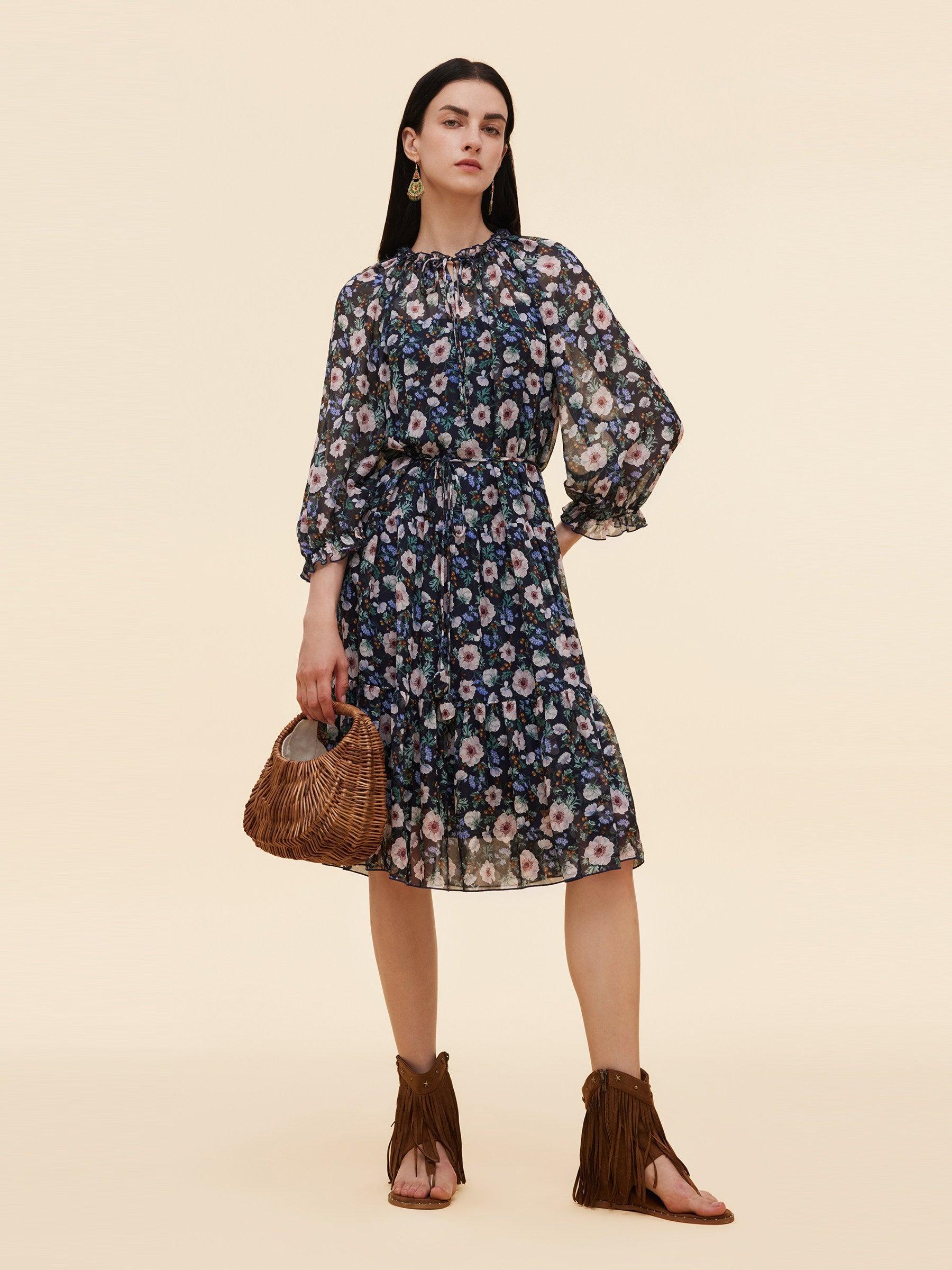 10MM Mulberry Silk Floral Print Women Ruffle Collar Midi Dress Product Image