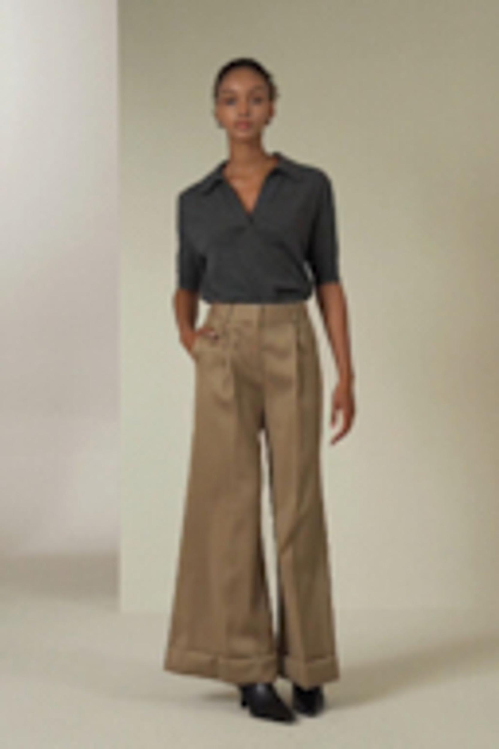 Retro Cropped Flare Trousers Product Image