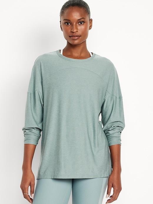 CloudMotion Tunic Product Image