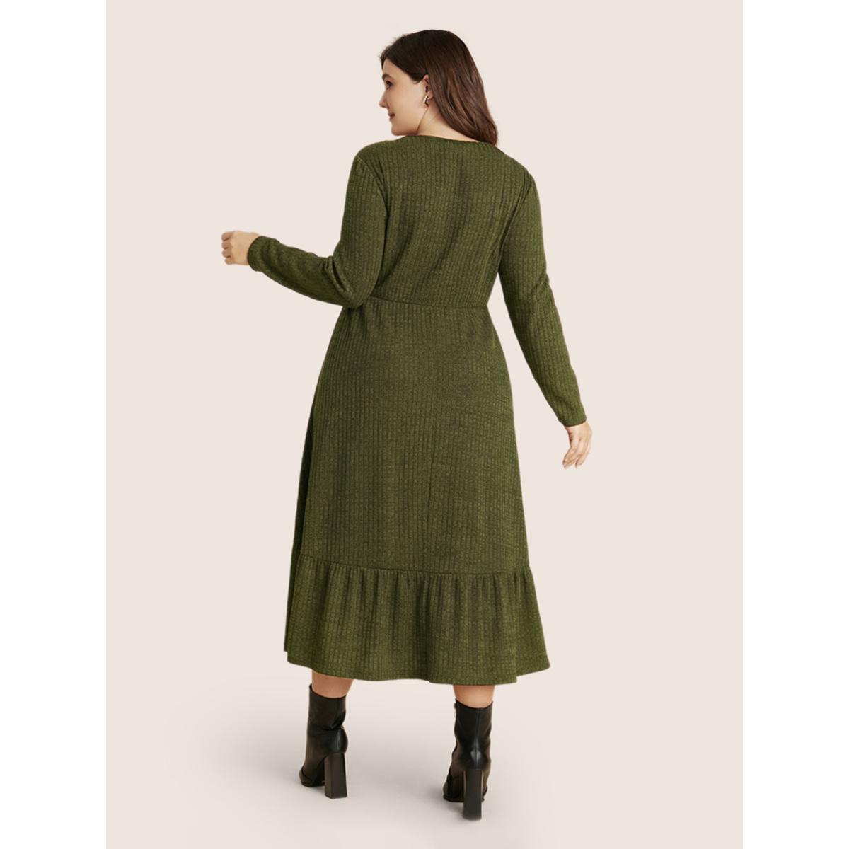Plus Size Solid Pocket Rib Knit Ruffle Hem Dress Without Belt ArmyGreen Women Basics Non Round Neck Long Sleeve Curvy Midi Dress BloomChic 10/M Product Image