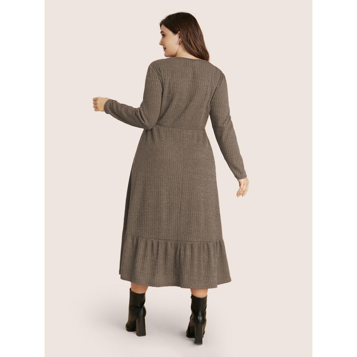 Plus Size Solid Pocket Rib Knit Ruffle Hem Dress Without Belt Bronze Women Basics Non Round Neck Long Sleeve Curvy Midi Dress BloomChic 28/5X Product Image