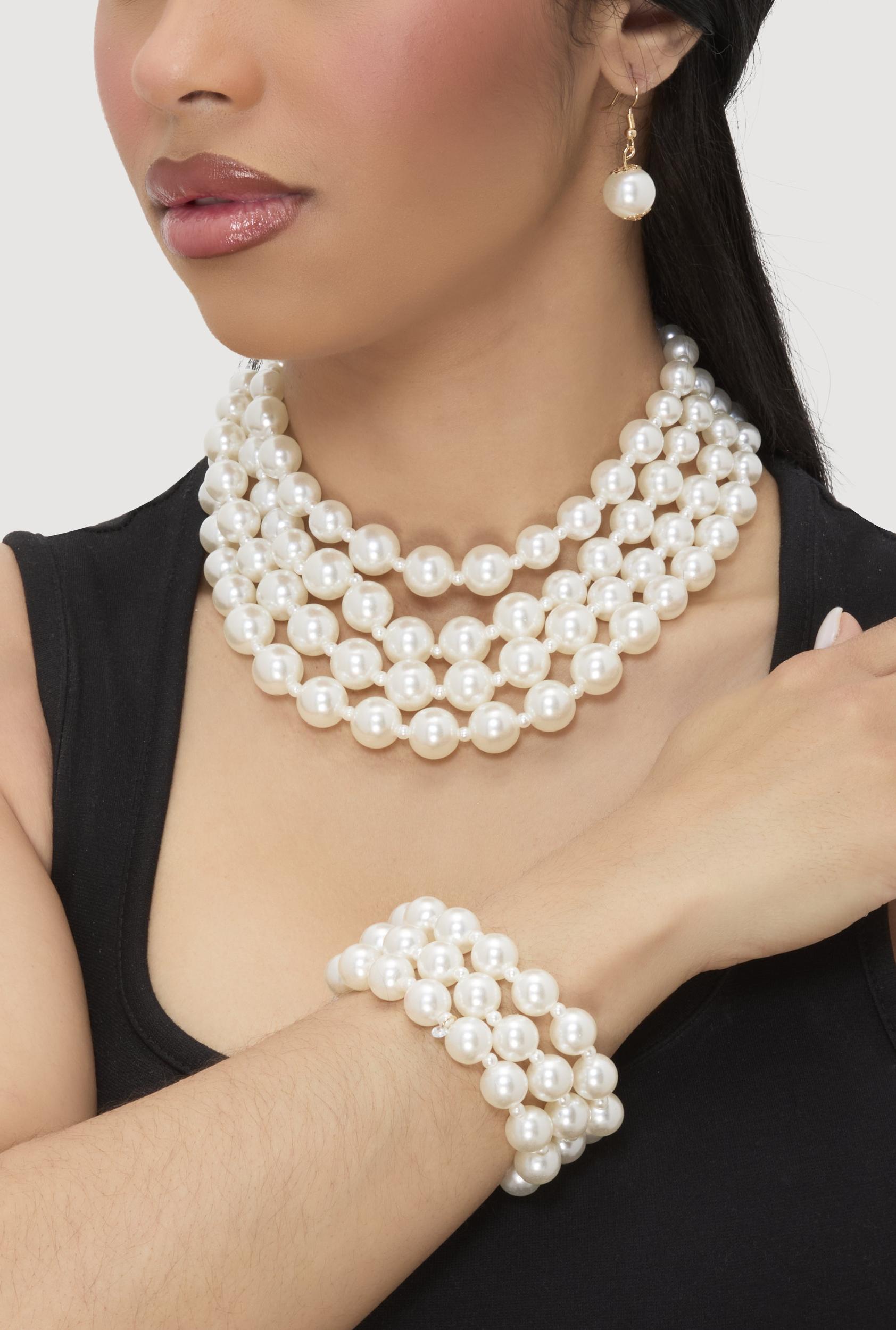 Cubic Zirconia Y Necklace and Drop Earrings Female Product Image