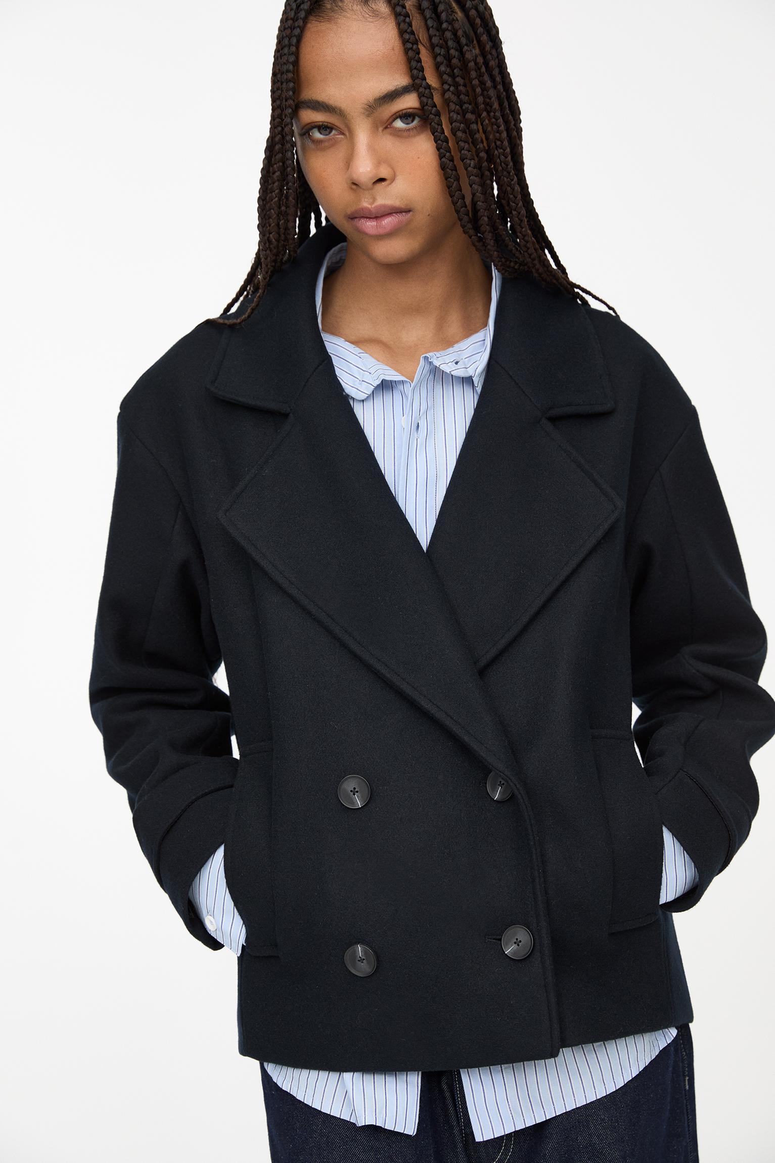 Short felt texture coat Product Image