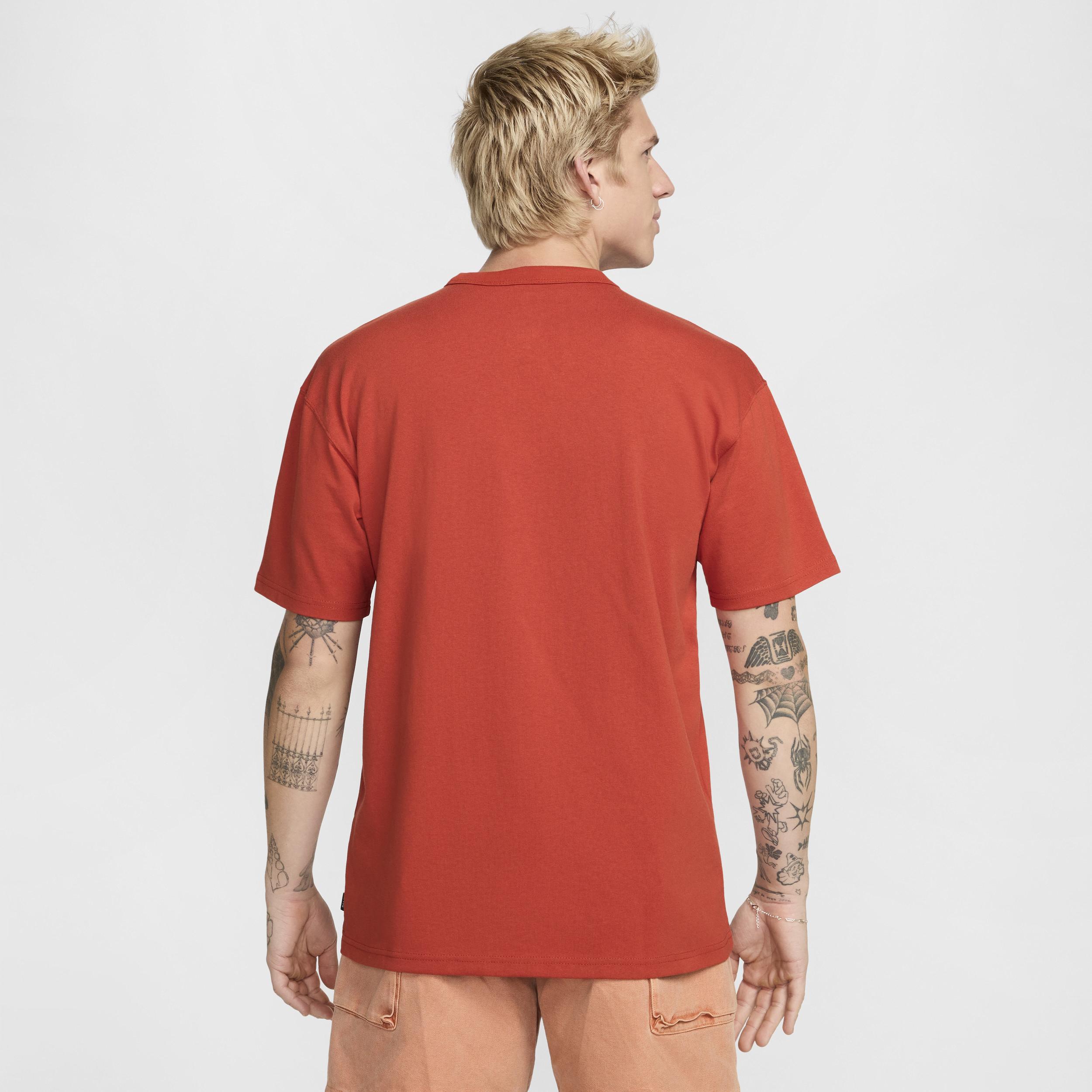 Nike Sportswear Premium Essentials Men's T-Shirt Product Image