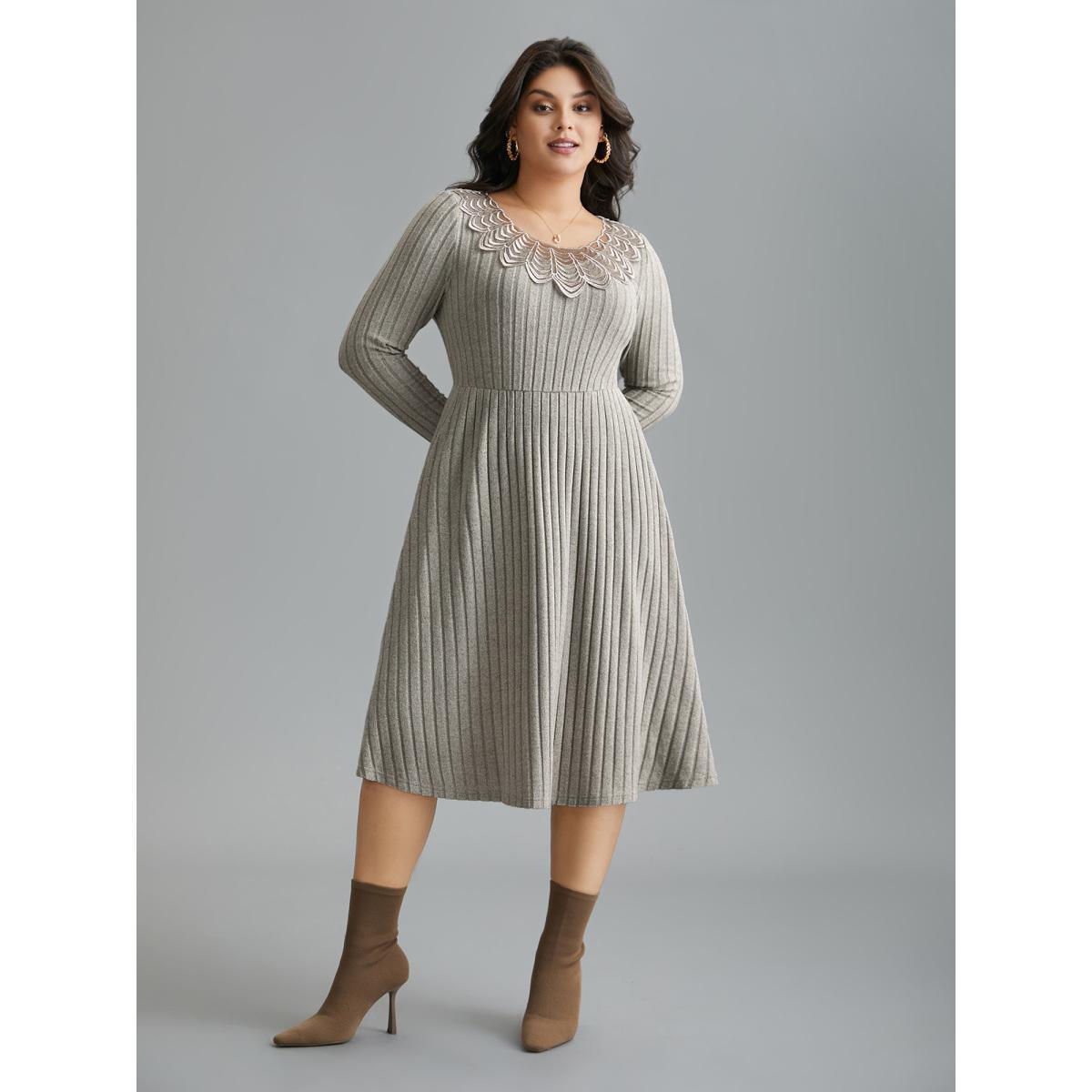 Plus Size Lace Neck Patchwork Ribbed Knit Dress LightGray Women Elegant Woven ribbon&lace trim Knit Dresses Bloomchic 14-16/1X Product Image
