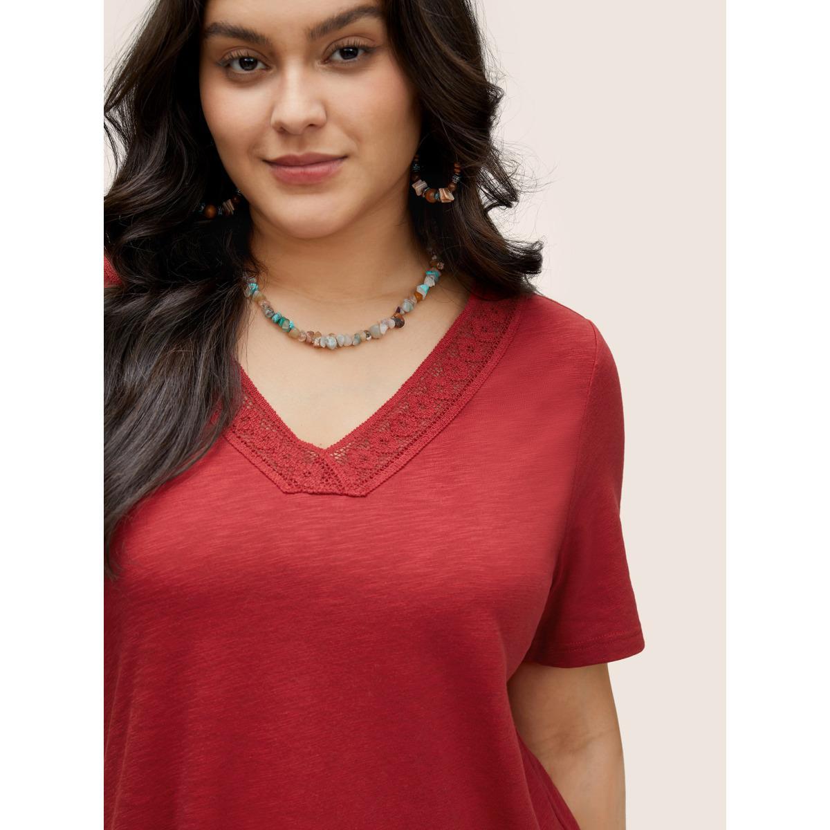 Plus Size Plain V Neck Lace Panel T-shirt Red Women Elegant Non Plain V-neck Everyday T-shirts BloomChic 28/5X Product Image