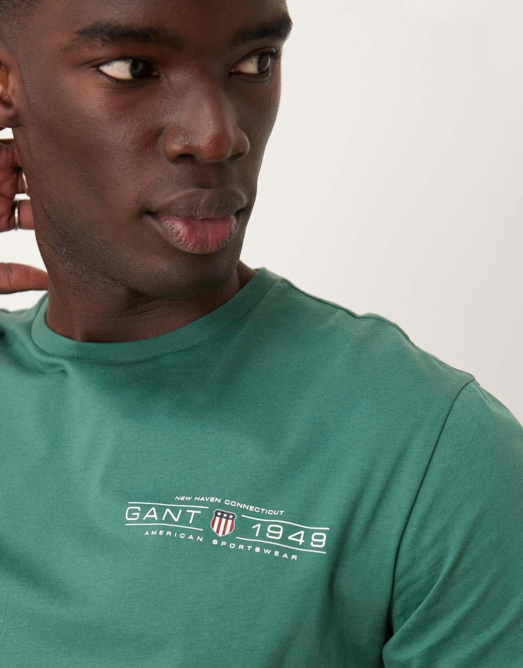 GANT 1949 logo T-shirt in green Product Image