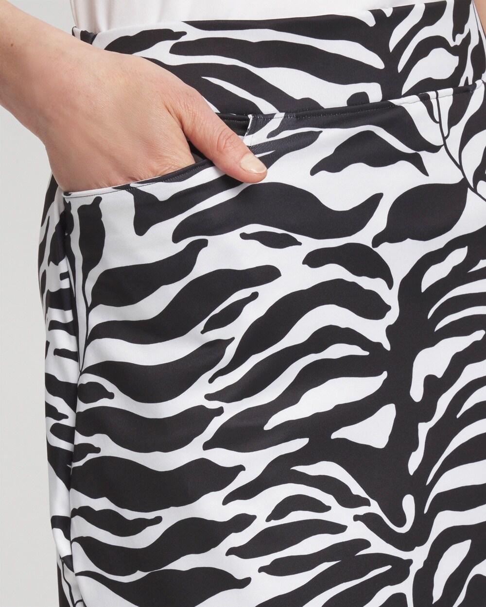 Travelers™ No Tummy Lined Pants Product Image