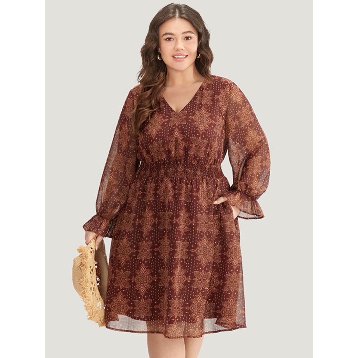 Plus Size Bandana Print Elastic Waist Flutter Trim Dress Scarlet Women Vacation Elastic cuffs V-neck Long Sleeve Curvy Midi Dress BloomChic 10/M Product Image